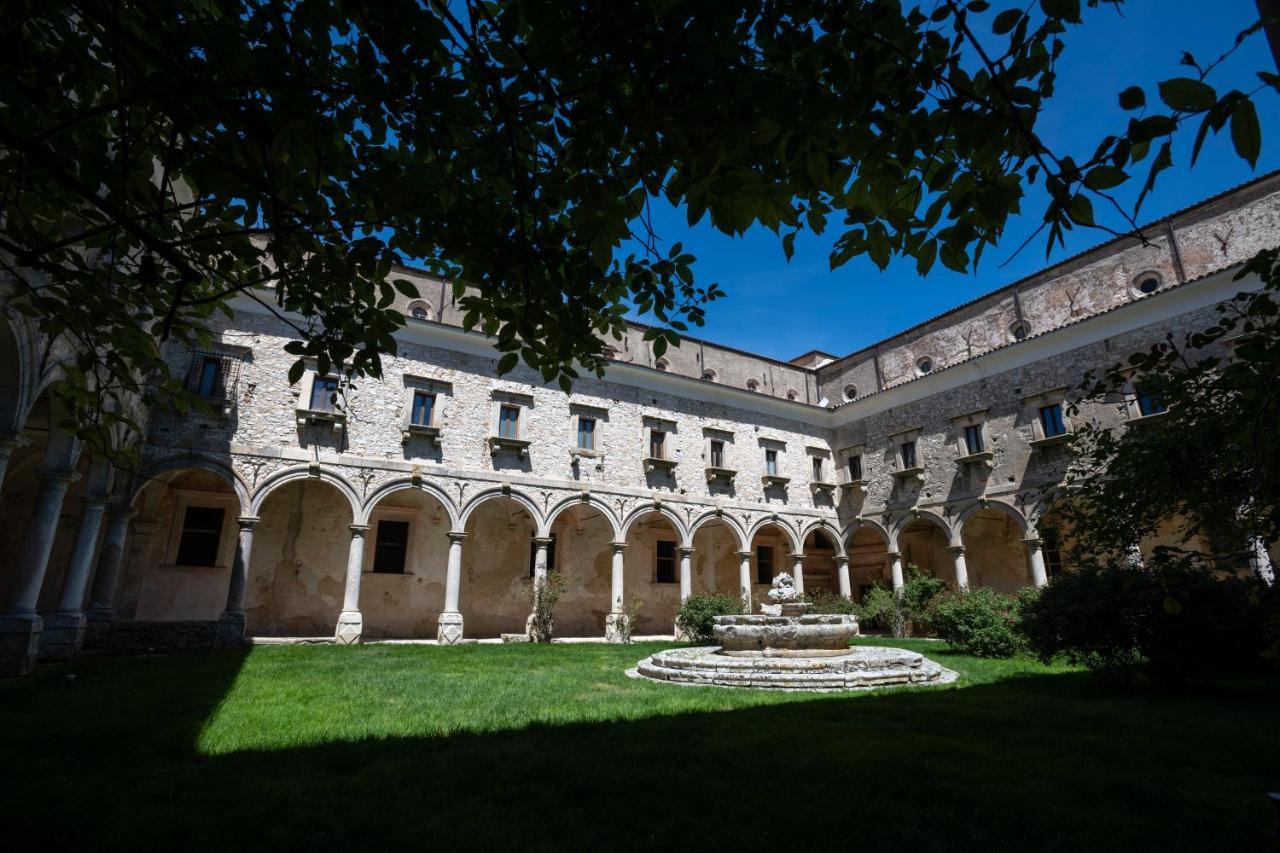 Abbazia Santa Maria Del Bosco Pension Contessa Entellina Buitenkant foto