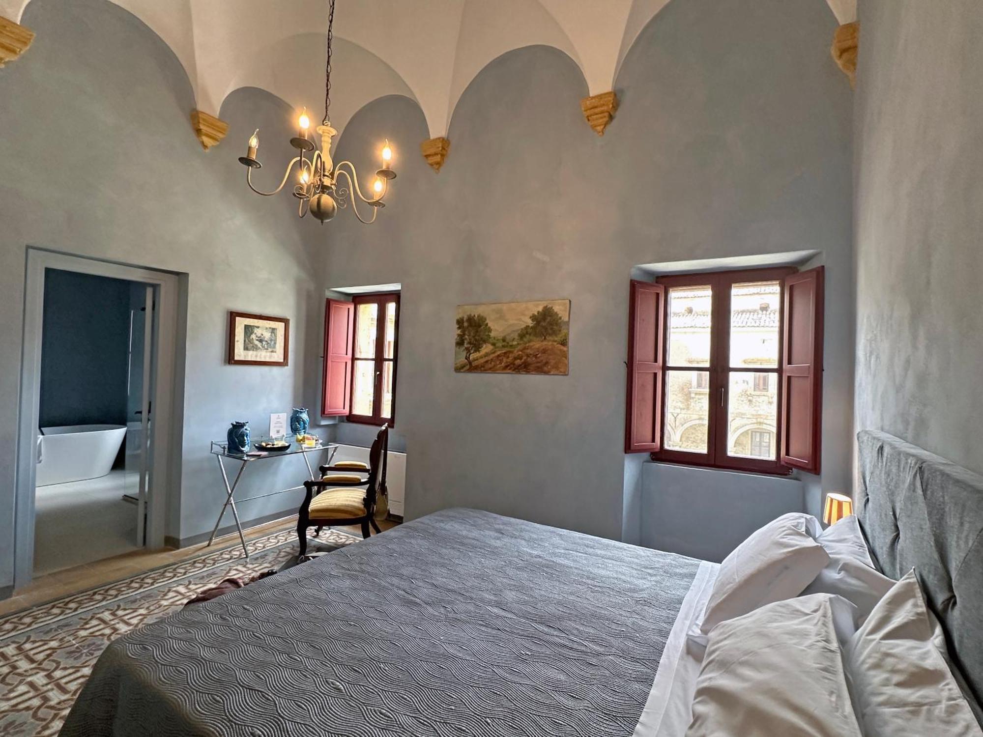 Abbazia Santa Maria Del Bosco Pension Contessa Entellina Buitenkant foto