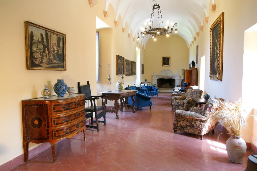 Abbazia Santa Maria Del Bosco Pension Contessa Entellina Buitenkant foto
