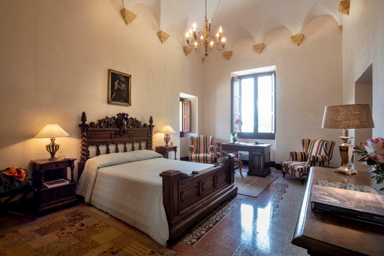 Abbazia Santa Maria Del Bosco Pension Contessa Entellina Buitenkant foto