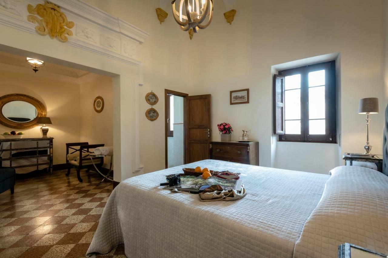 Abbazia Santa Maria Del Bosco Pension Contessa Entellina Buitenkant foto
