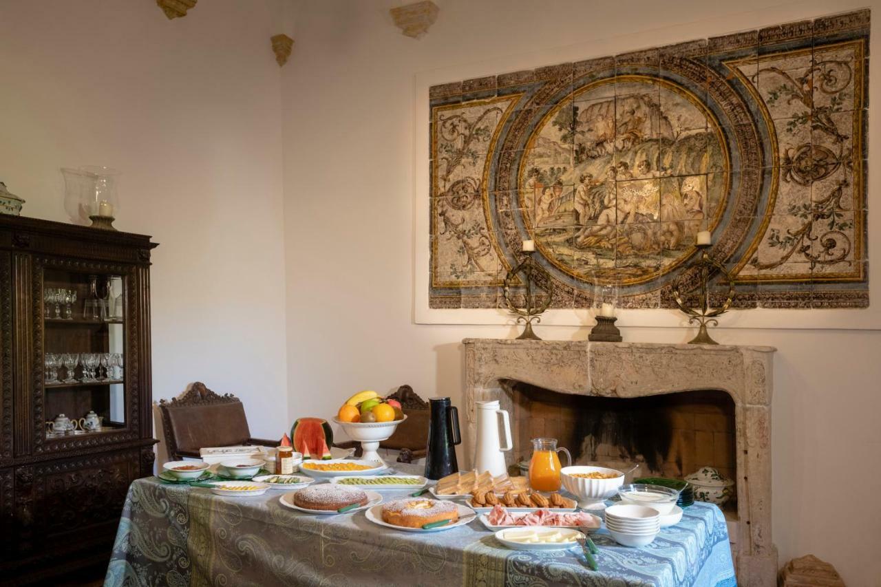 Abbazia Santa Maria Del Bosco Pension Contessa Entellina Buitenkant foto