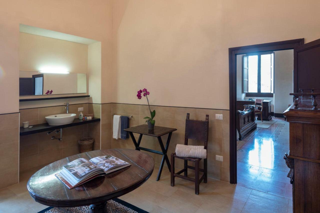 Abbazia Santa Maria Del Bosco Pension Contessa Entellina Buitenkant foto